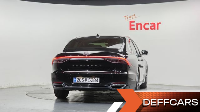 Hyundai GRANDEUR 2.5 Premium Choice купить на сайте DeffCars