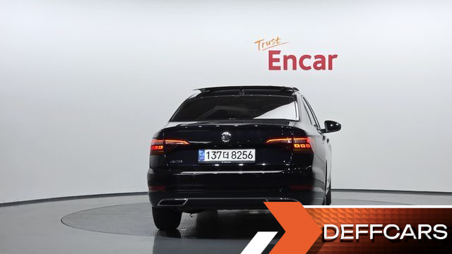 Volkswagen JETTA 1.4 TSI Prestige купить на сайте DeffCars