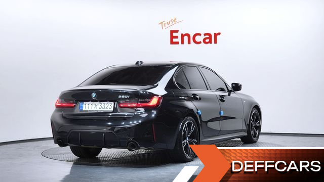 BMW 3-SERIES 320i M Sport купить на сайте DeffCars