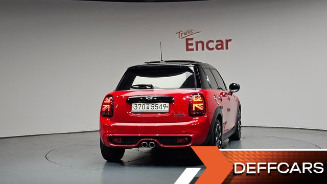 Mini COOPER 5Door HIGH 3rd купить на сайте DeffCars