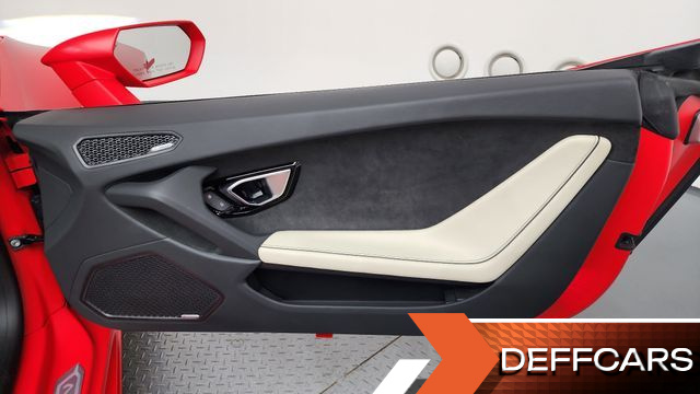 Lamborghini HURACAN LP640-4 EVO Spyder купить на сайте DeffCars