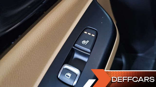 Kia CARNIVAL Gasoline 9-Seater Prestige купить на сайте DeffCars