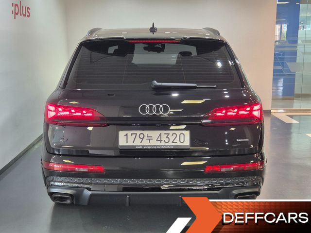 Audi Q7 55 TFSI Quattro Premium купить на сайте DeffCars