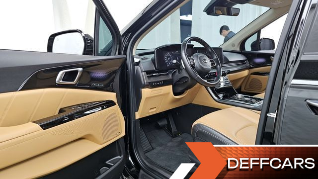 Kia CARNIVAL Gasoline 9-Seater Signature купить на сайте DeffCars