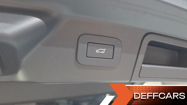 Land Rover RANGE ROVER VELAR 3.0 P400 Dynamic HSE купить на сайте DeffCars