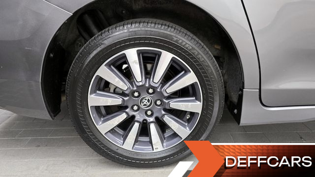 Toyota SIENNA 3.5 AWD купить на сайте DeffCars