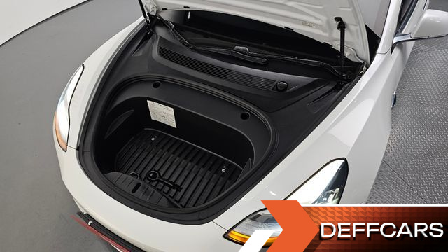 Tesla MODEL 3 Long Range AWD купить на сайте DeffCars
