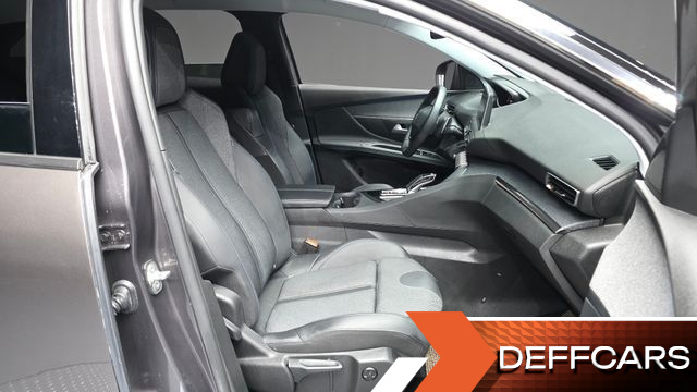 Peugeot 3008 1.2 Pure Tech Allure купить на сайте DeffCars