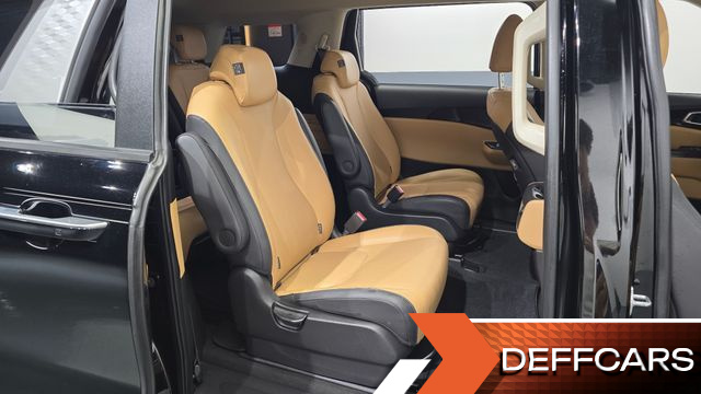 Kia CARNIVAL Diesel 9-Seater Prestige купить на сайте DeffCars