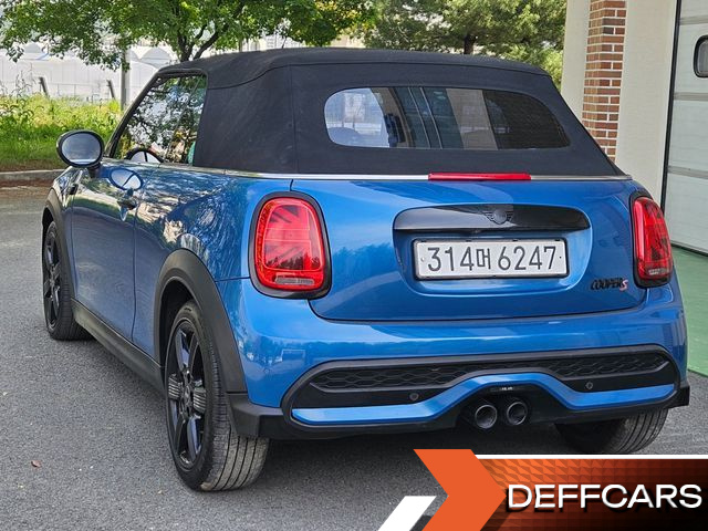 Mini COOPER CONVERTIBLE Classic Third Generation купить на сайте DeffCars
