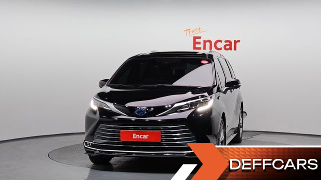 Toyota SIENNA 2.5 Hybrid 2WD купить на сайте DeffCars