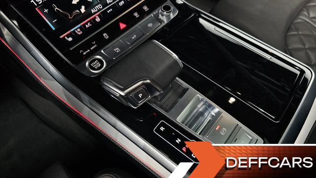 Audi Q8 55 TFSI Quattro Premium купить на сайте DeffCars