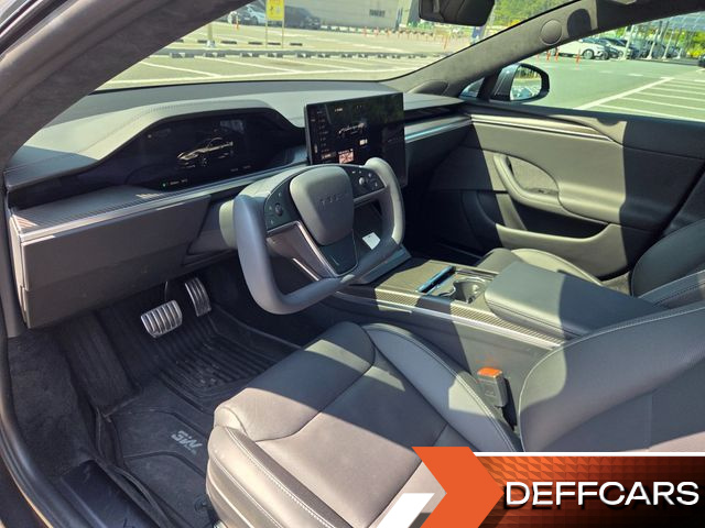 Tesla MODEL S Plaid купить на сайте DeffCars