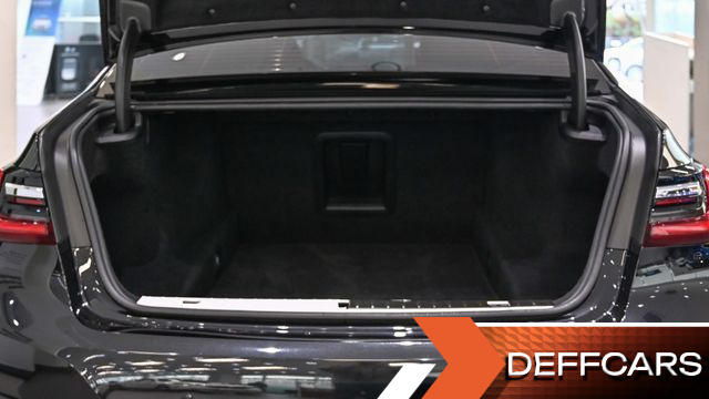 BMW 7-SERIES 740Li xDrive Design Pure Excellence купить на сайте DeffCars