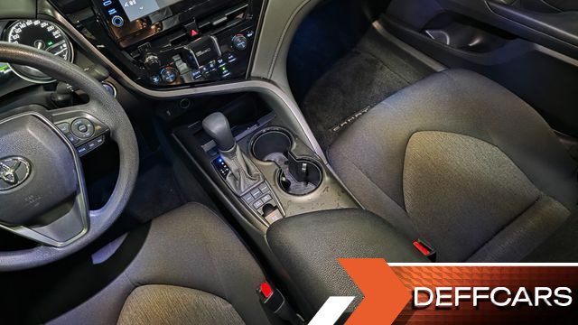 Toyota CAMRY 2.5 LE Hybrid купить на сайте DeffCars