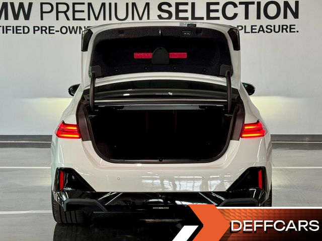 BMW 5-SERIES 550e xDrive M Sport Pro купить на сайте DeffCars
