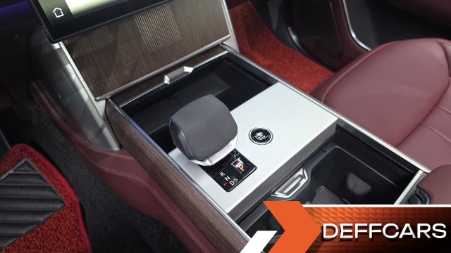 Land Rover RANGE ROVER P530 Autobiography Long Wheel Base купить на сайте DeffCars