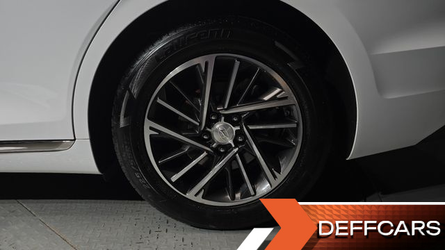 Hyundai GRANDEUR 2.5 Premium купить на сайте DeffCars