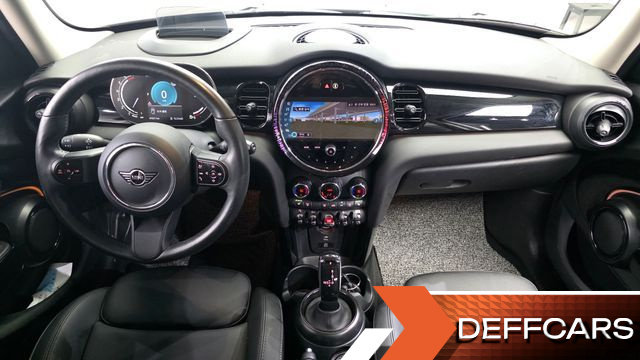 Mini COOPER 5Door Classic Third Generation купить на сайте DeffCars