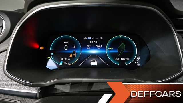 Renault-KoreaSamsung ZOE Intens Eco купить на сайте DeffCars