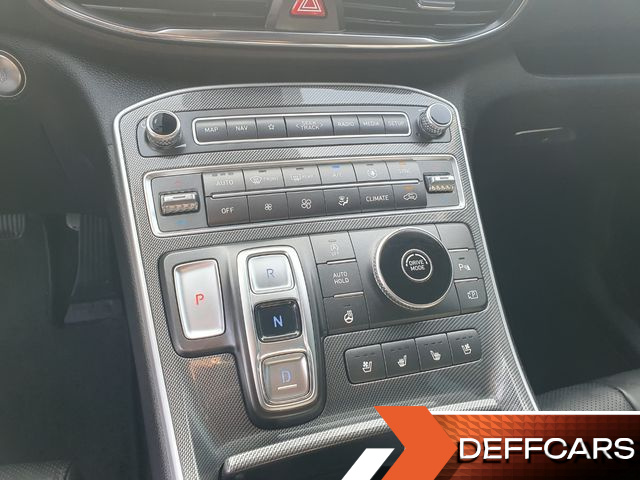 Hyundai SANTAFE Diesel 2.2 2WD Prestige купить на сайте DeffCars