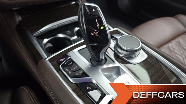 BMW 7-SERIES 740Li xDrive Design Pure Excellence купить на сайте DeffCars