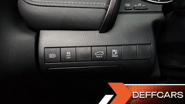 Toyota CAMRY 2.5 XSE Hybrid купить на сайте DeffCars