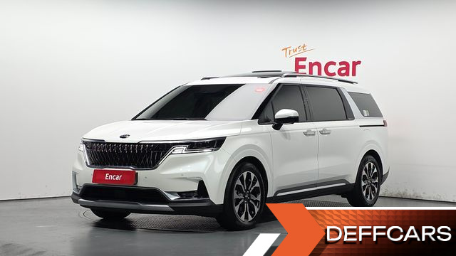 Kia CARNIVAL Gasoline 7-Seater Signature купить на сайте DeffCars