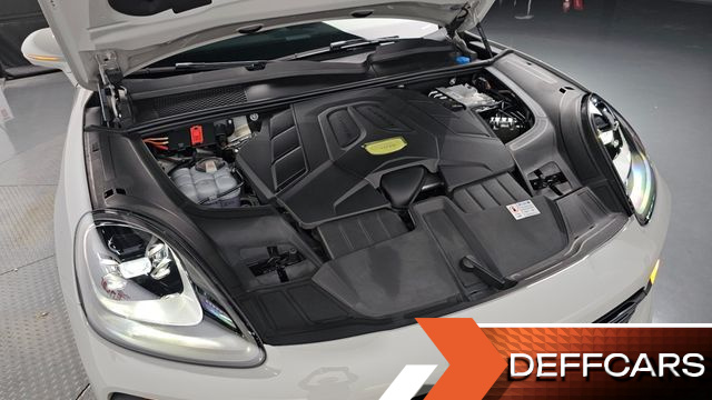 Porsche CAYENNE 3.0 PLATINUM EDITION купить на сайте DeffCars