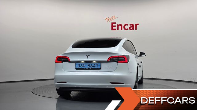 Tesla MODEL 3 Long Range AWD купить на сайте DeffCars