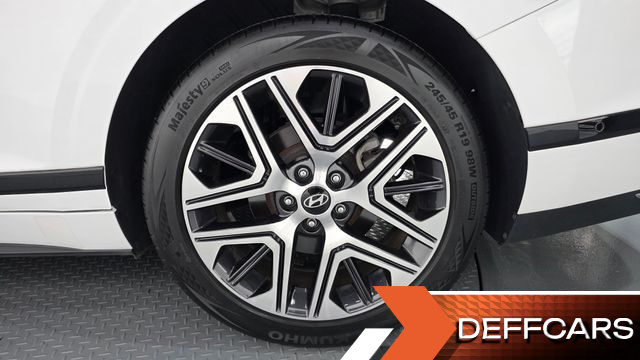 Hyundai GRANDEUR 2,5 Gasoline 2WD Exclusive купить на сайте DeffCars