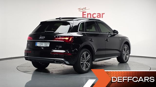 Audi Q5 45 TFSI Quattro Premium купить на сайте DeffCars