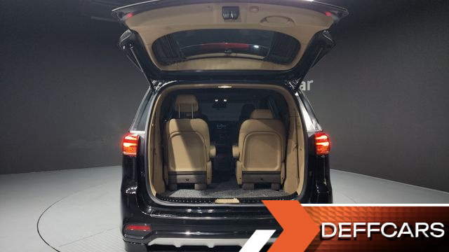Kia CARNIVAL Gasoline 9-Seater Hi-Limousine Noblesse Special купить на сайте DeffCars