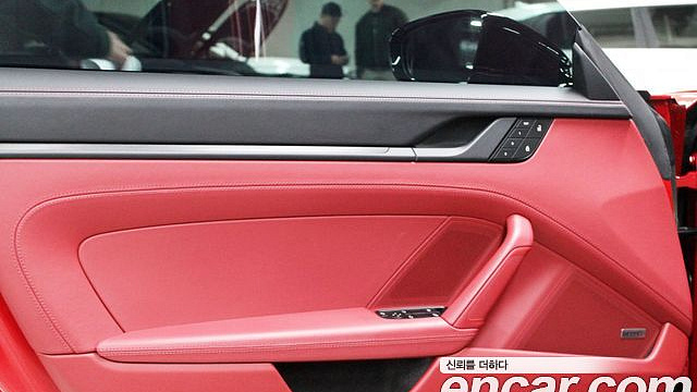 Porsche 911 Carrera 4 GTS купить на сайте DeffCars