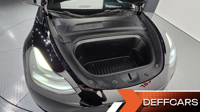 Tesla MODEL Y RWD купить на сайте DeffCars