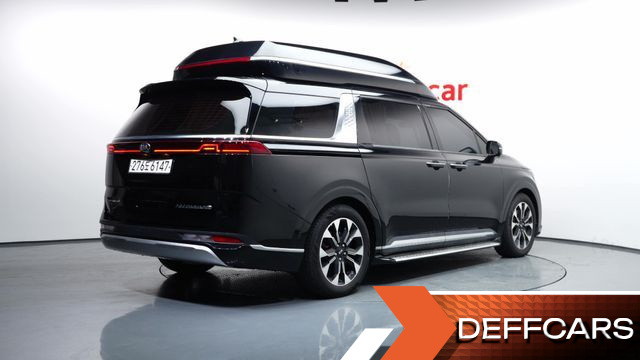 Kia CARNIVAL Gasoline 7-Seater Hi-Limousine Signature купить на сайте DeffCars