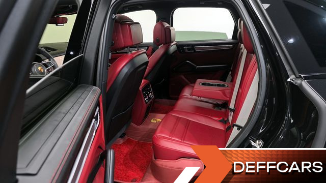 Porsche CAYENNE 3.0 PLATINUM EDITION купить на сайте DeffCars