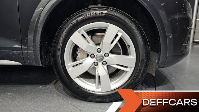 Audi Q5 45 TFSI Quattro Premium купить на сайте DeffCars