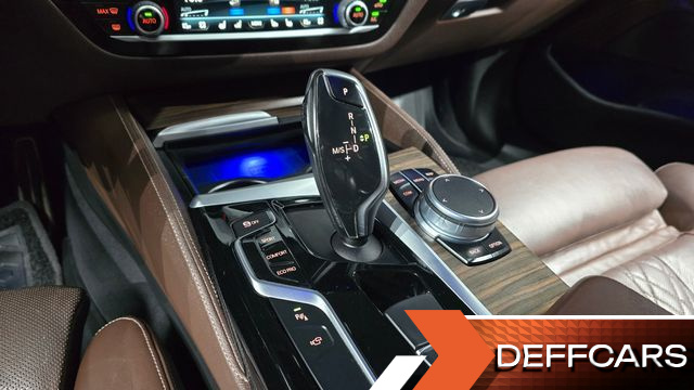 BMW 5-SERIES 530i M Sport Package Plus купить на сайте DeffCars