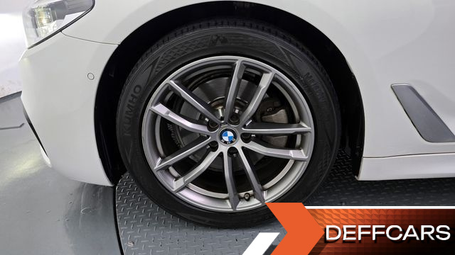 BMW 5-SERIES 520d M Sport Package Plus купить на сайте DeffCars