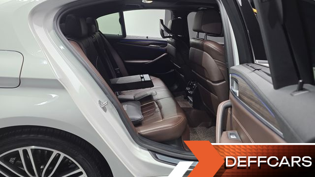 BMW 5-SERIES 530i M Sport Package Plus купить на сайте DeffCars