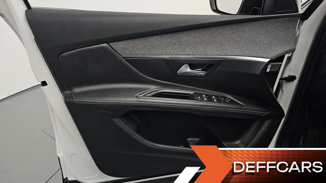 Peugeot 3008 1.2 Pure Tech Allure купить на сайте DeffCars