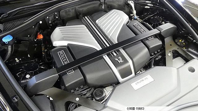Rolls-Royce PHANTOM 6.7 EWB V12 купить на сайте DeffCars