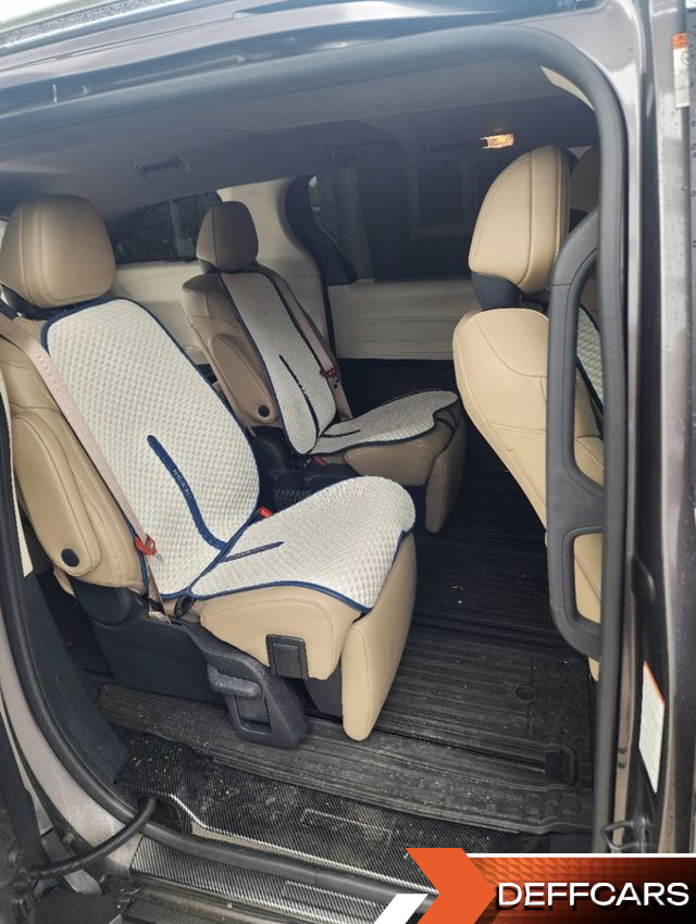 Toyota SIENNA 2.5 Hybrid AWD купить на сайте DeffCars