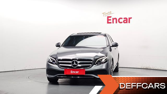 Mercedes E-CLASS E300 4MATIC Avnatgarde купить на сайте DeffCars