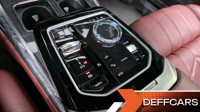 BMW 7-SERIES 740i sDrive M Sport купить на сайте DeffCars