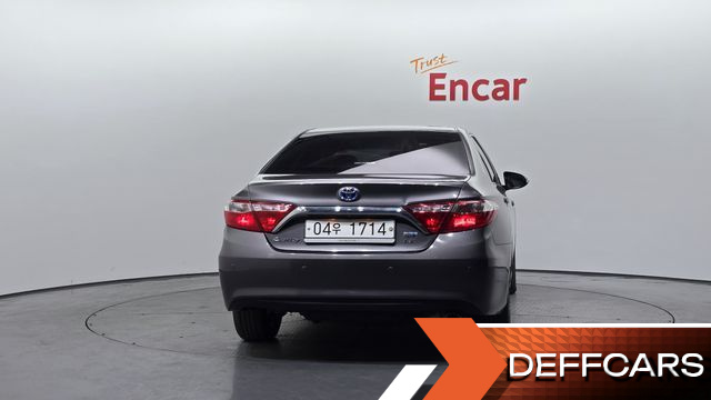 Toyota CAMRY Hybrid LE купить на сайте DeffCars