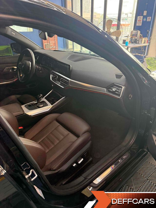 BMW 3-SERIES 330e M Sport купить на сайте DeffCars