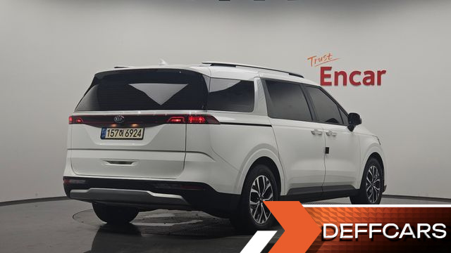 Kia CARNIVAL 9-Seater Prestige купить на сайте DeffCars