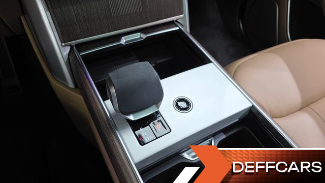 Land Rover RANGE ROVER P530 Autobiography Long Wheel Base купить на сайте DeffCars